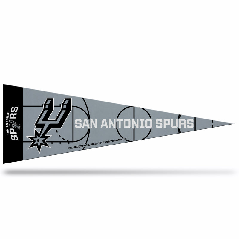 Spurs Middle Man Pennant
